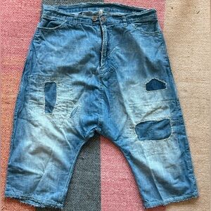 Magnolia Pearl Sanforized Faded Blue Distressed Patch Work Cropped Denim Jeans